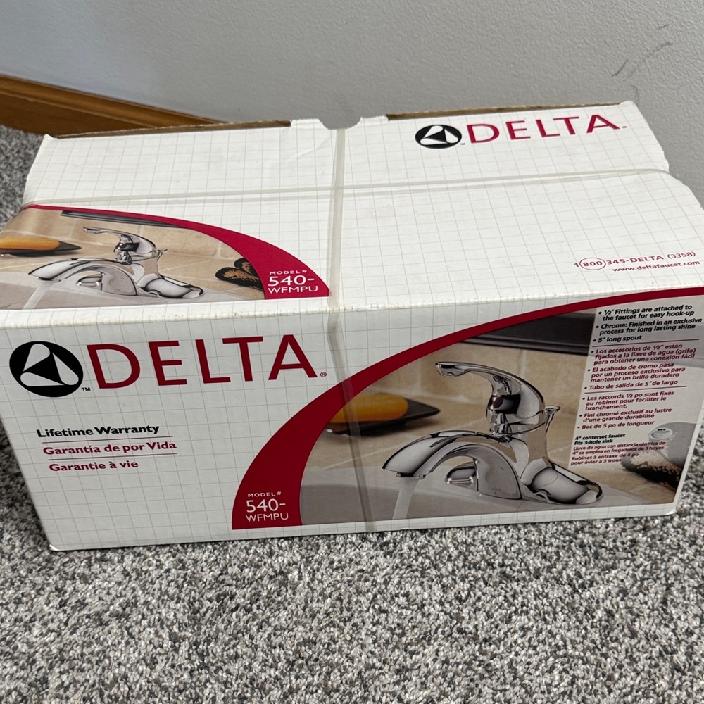 Delta Chrome Single Handle Faucet 520LF-HGMHDF